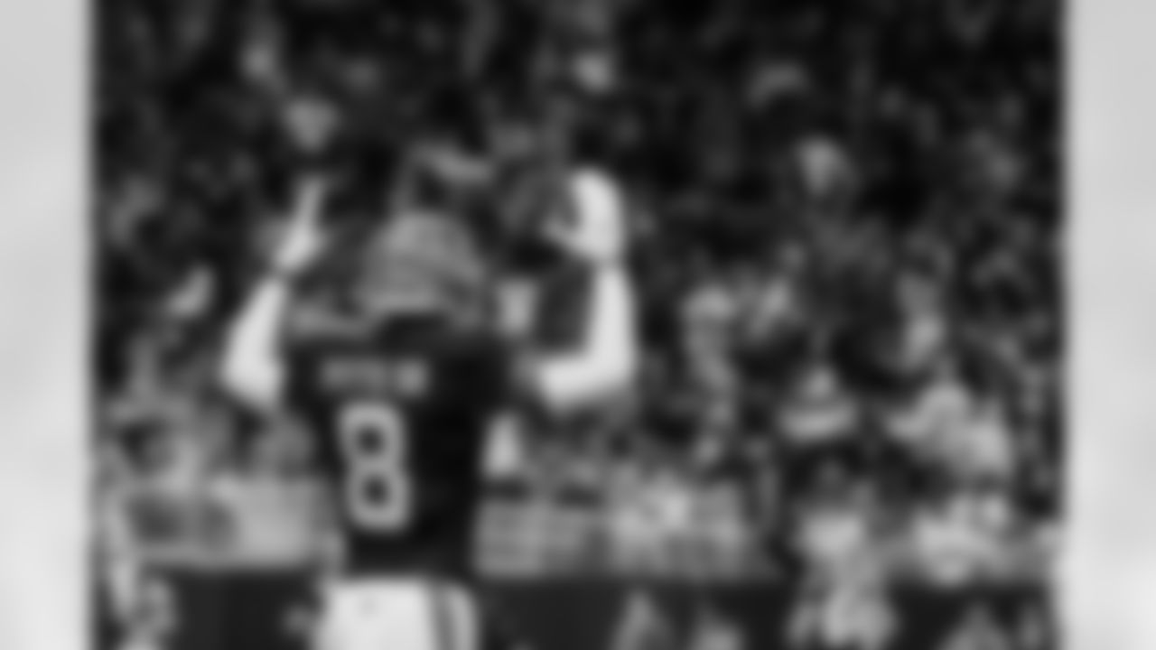 Atlanta Falcons tight end Kyle Pitts Sr. #8 reacts after the touchdown during the Week 17 Game against the Los Angeles Rams at Mercedes-Benz Stadium in Atlanta, Georgia on Monday, December 29, 2025. (Photo by Taylor McLaughlin/Atlanta Falcons)