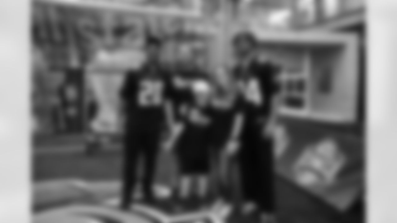 Scenes from Falcons 404 Day at the College Football Hall of Fame in Atlanta, Ga. on Saturday, March 29, 2025. (Abby Mangum/Atlanta Falcons)