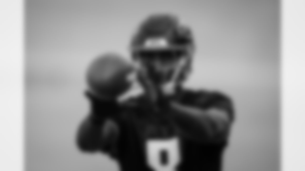 Atlanta Falcons tight end Kyle Pitts Sr. #8 during practice at Atlanta Falcons Training Facility in Flowery Branch, Georgia, on Wednesday, December 17, 2025. (Photo by Jay Bendlin/Atlanta Falcons)