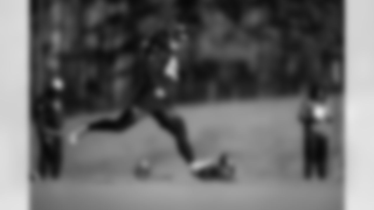 Atlanta Falcons kicker Zane Gonzalez #45 during practice at Atlanta Falcons Training Facility in Flowery Branch, Georgia, on Wednesday, December 3, 2025. (Photo by Jay Bendlin/Atlanta Falcons)