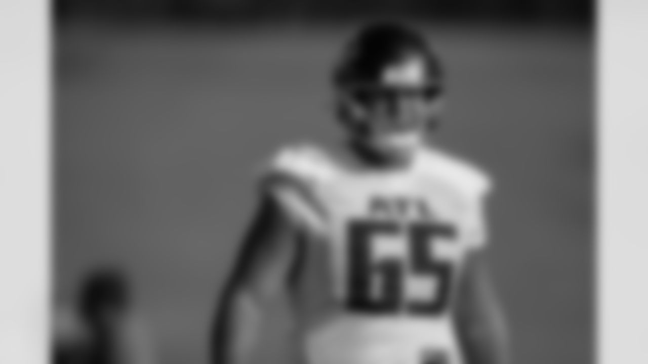 Atlanta Falcons offensive lineman Matthew Bergeron #65 during practice at Atlanta Falcons Training Facility in Flowery Branch, Georgia, on Wednesday, November 26, 2025. (Photo by Taylor McLaughlin/Atlanta Falcons)