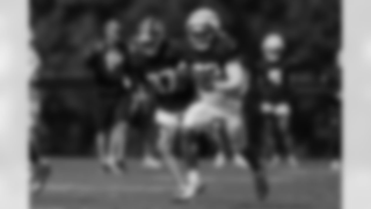 Atlanta Falcons running back Tyler Allgeier #25 during practice at Atlanta Falcons Training Facility in Flowery Branch, Georgia, on Friday, October 10, 2025. (Photo by Taylor McLaughlin/Atlanta Falcons)