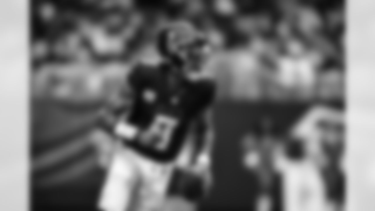 Atlanta Falcons quarterback Michael Penix Jr. #9 during the Week 11 Game against the Carolina Panthers at Mercedes-Benz Stadium in Atlanta, Georgia on Sunday, November 16, 2025. (Photo by AJ Reynolds/Atlanta Falcons)