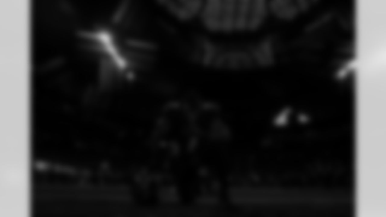 Atlanta Falcons running back Bijan Robinson #7 before the Week 8 Game against the Miami Dolphins at Mercedes-Benz Stadium in Atlanta, Georgia on Sunday, October 26, 2025. (Photo by Brandon Magnus/Atlanta Falcons)