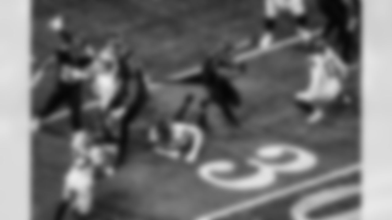 Atlanta Falcons running back Bijan Robinson #7 carries the ball during the third quarter of the Week 14 Game against the Seattle Seahawks at Mercedes-Benz Stadium in Atlanta, Georgia on Sunday, December 7, 2025. (Photo by AJ Reynolds/Atlanta Falcons)