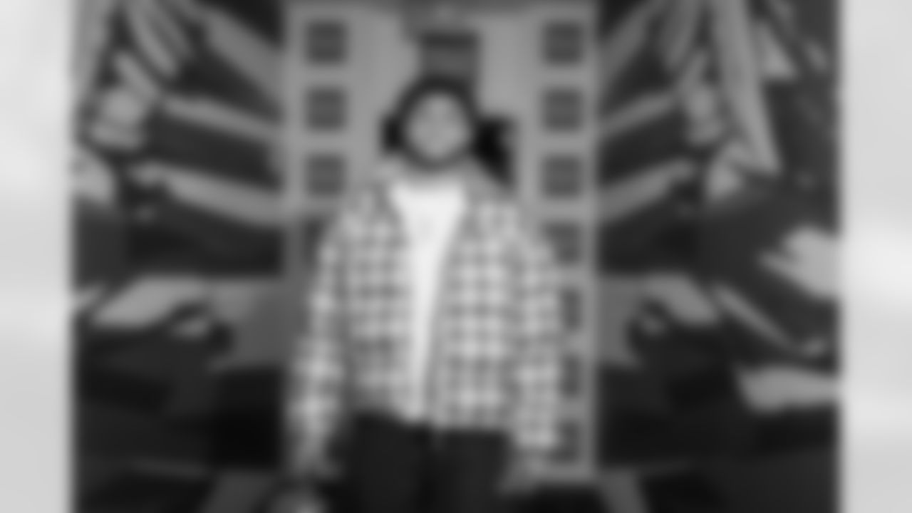 Atlanta Falcons wide receiver Drake London #5 arrives before during the Week 17 Game against the Los Angeles Rams at Mercedes-Benz Stadium in Atlanta, Georgia on Monday, December 29, 2025. (Photo by Taylor McLaughlin/Atlanta Falcons)