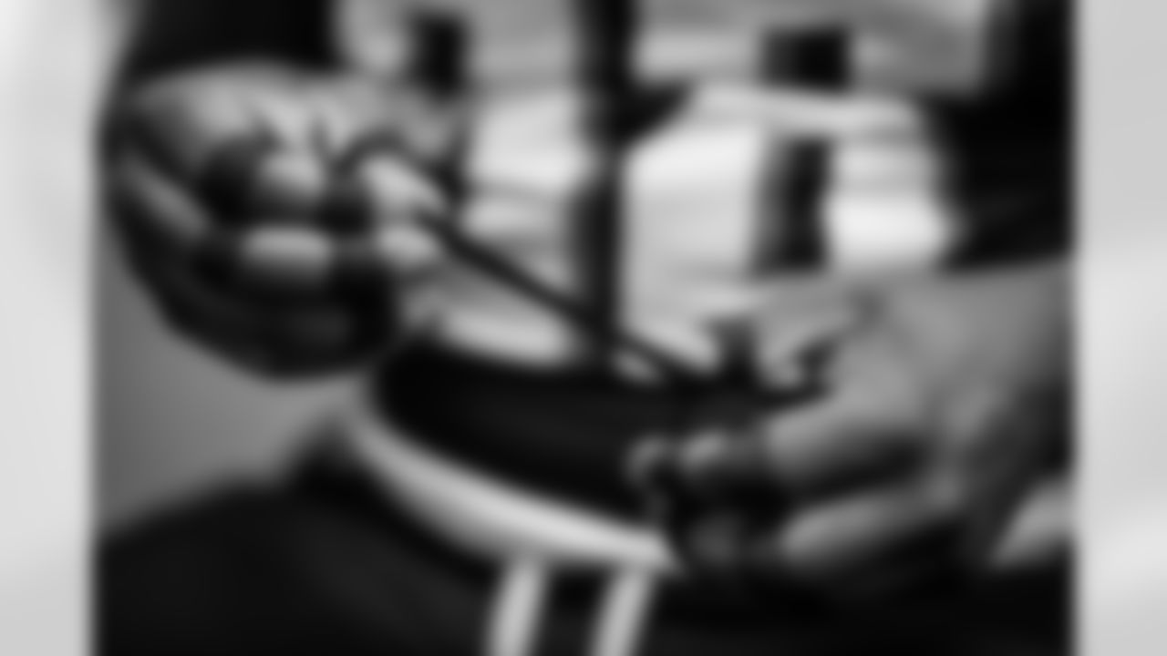 Atlanta Falcons defensive lineman Ruke Orhorhoro #98 in the locker room before the Week 18 Game against the New Orleans Saints at Mercedes-Benz Stadium in Atlanta, Georgia on Sunday, January 4, 2026. (Photo by Brandon Magnus/Atlanta Falcons)