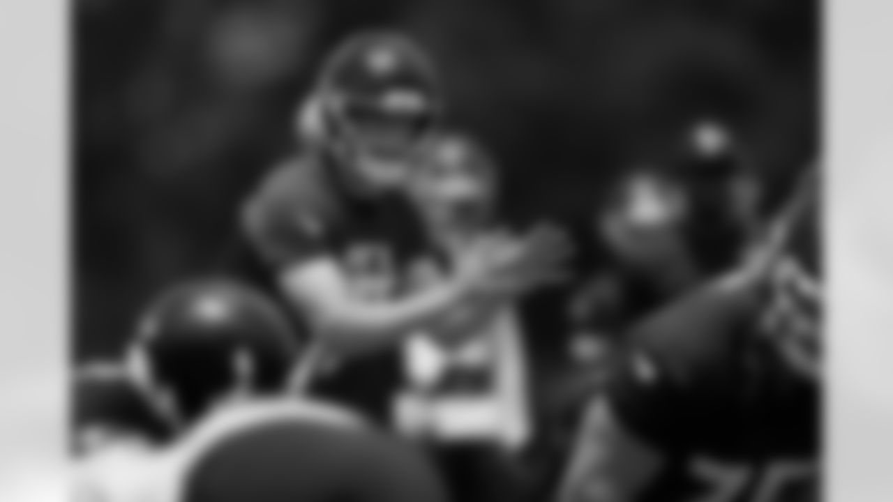Atlanta Falcons quarterback Kirk Cousins #18 during OTAs at Atlanta Falcons Training Facility in Flowery Branch, Georgia, on Tuesday, May 21, 2024. (Photo by Taylor McLaughlin/Atlanta Falcons)