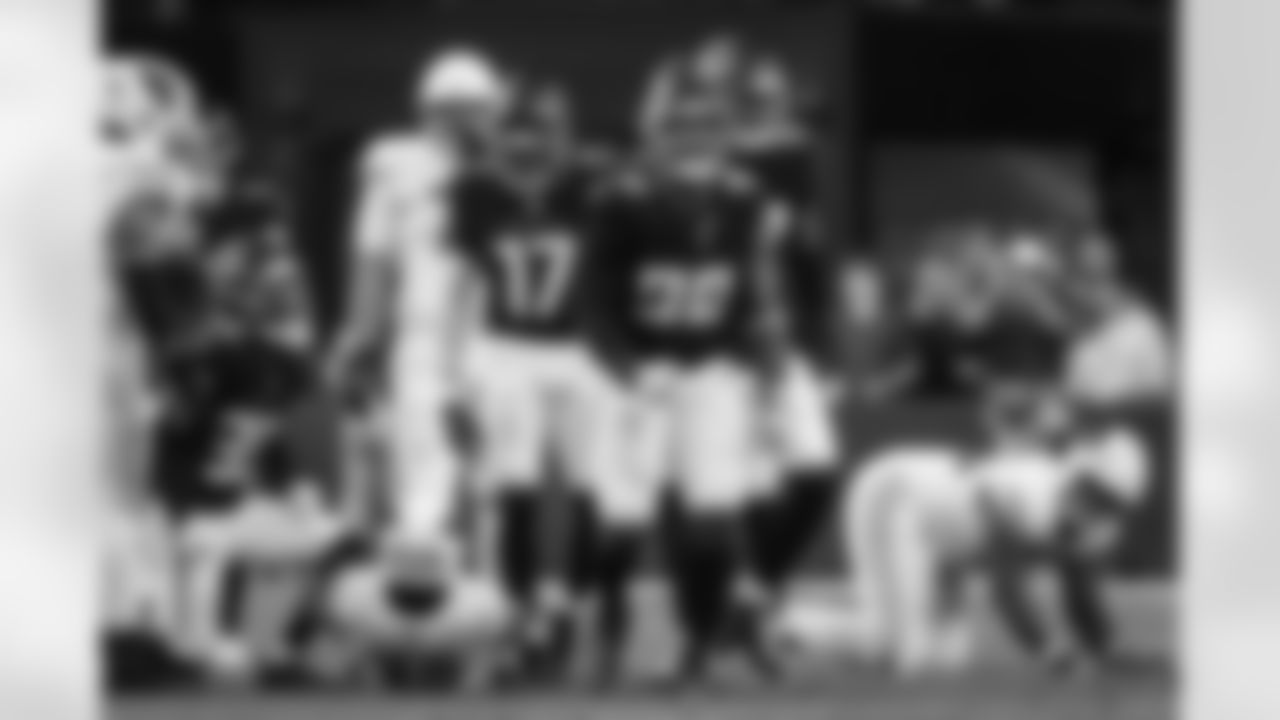 Atlanta Falcons defensive lineman David Onyemata #90 reacts after a tackle during the third quarter of the Week 16 Game against the Arizona Cardinals at State Farm Stadium in Glendale, Arizona on Sunday, December 21, 2025. (Photo by Howard Lao/Atlanta Falcons)