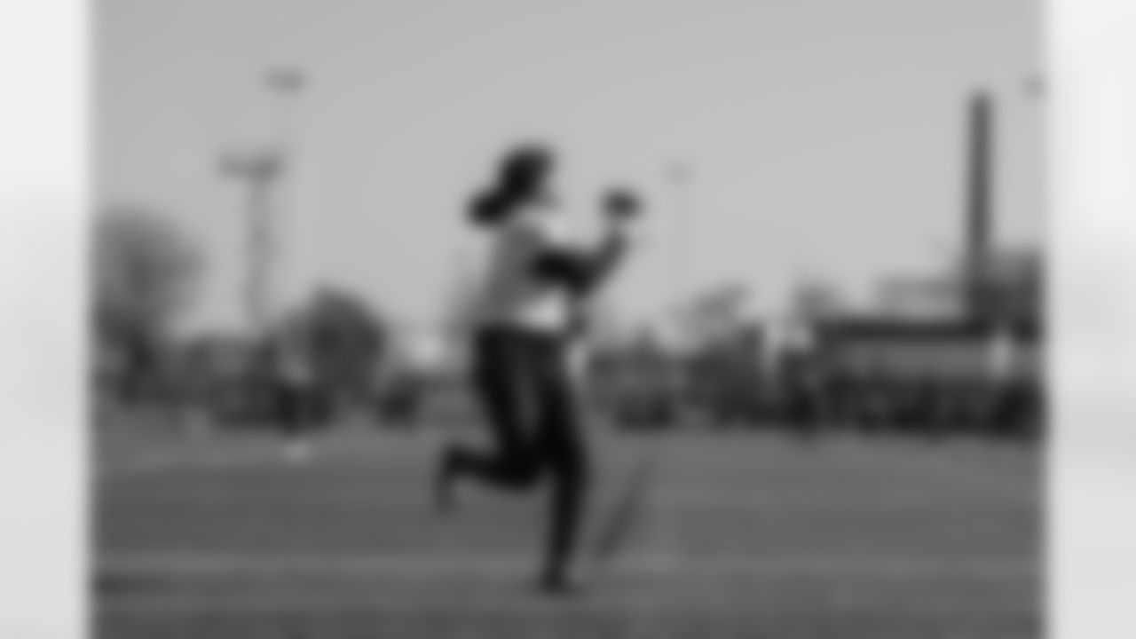 Atlanta Falcons wide receiver Drake London #5 during practice at the FC Union Berlin Training Facility in Berlin, Germany on Friday, November 7, 2025. (Photo by Taylor McLaughlin/Atlanta Falcons)