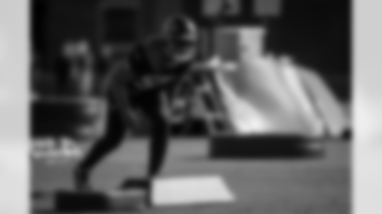 Atlanta Falcons edge rusher Leonard Floyd #56 during practice at Atlanta Falcons Training Facility in Flowery Branch, Georgia, on Wednesday, November 26, 2025. (Photo by Taylor McLaughlin/Atlanta Falcons)