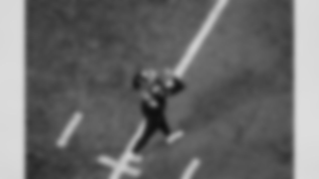 Atlanta Falcons kicker Zane Gonzalez #45 kicks a field goal during the Week 18 Game against the New Orleans Saints at Mercedes-Benz Stadium in Atlanta, Georgia on Sunday, January 4, 2026. (Photo by Taylor McLaughlin/Atlanta Falcons)