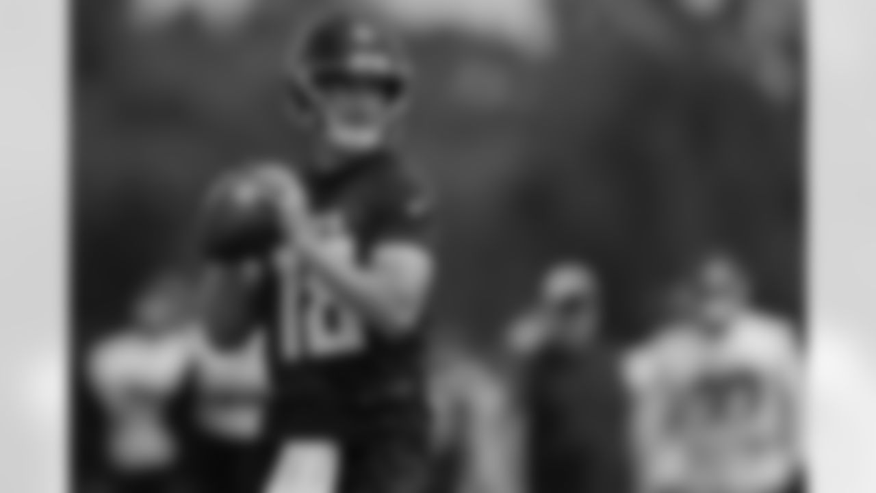 Atlanta Falcons quarterback Kirk Cousins #18 during OTAs at Atlanta Falcons Training Facility in Flowery Branch, Georgia, on Tuesday, May 21, 2024. (Photo by Taylor McLaughlin/Atlanta Falcons)