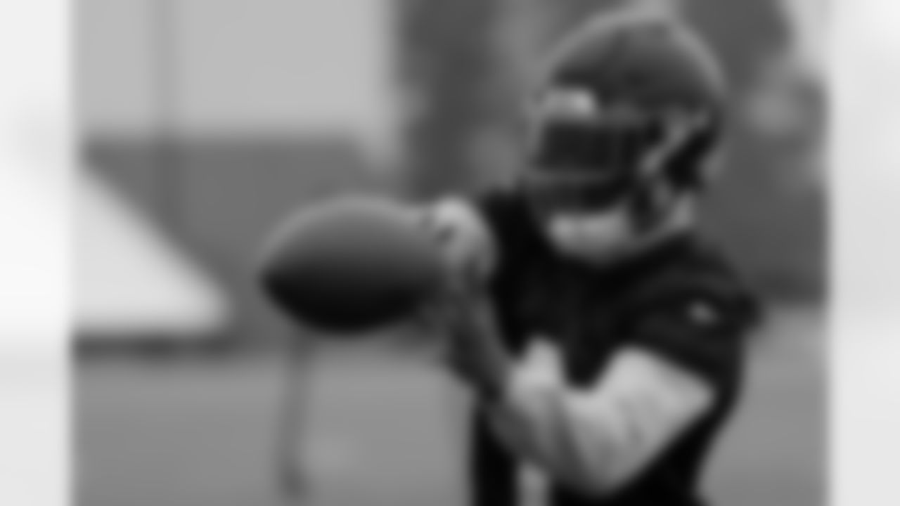 Atlanta Falcons wide receiver Darnell Mooney #1 during a Phase three practice at Atlanta Falcons Training Facility in Flowery Branch, Georgia, on Tuesday, May 27, 2025. (Photo by Jay Bendlin/Atlanta Falcons)