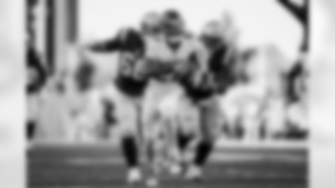 Atlanta Falcons edge rusher James Pearce Jr. #27 recovers a fumble during the Week 9 Game against the New England Patriots at Gillette Stadium in Foxborough, Massachusetts on Sunday, November 2, 2025. (Photo by Jay Bendlin/Atlanta Falcons)