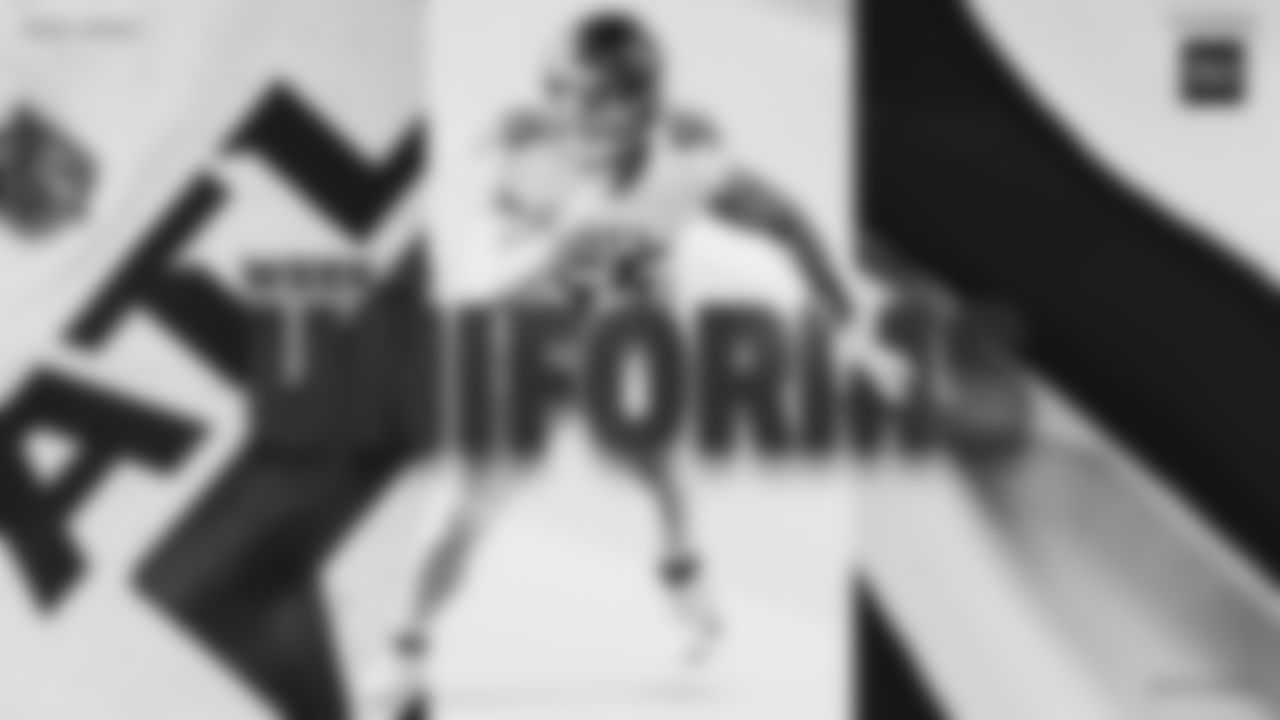 AF_25_Uniforms_16x9_White