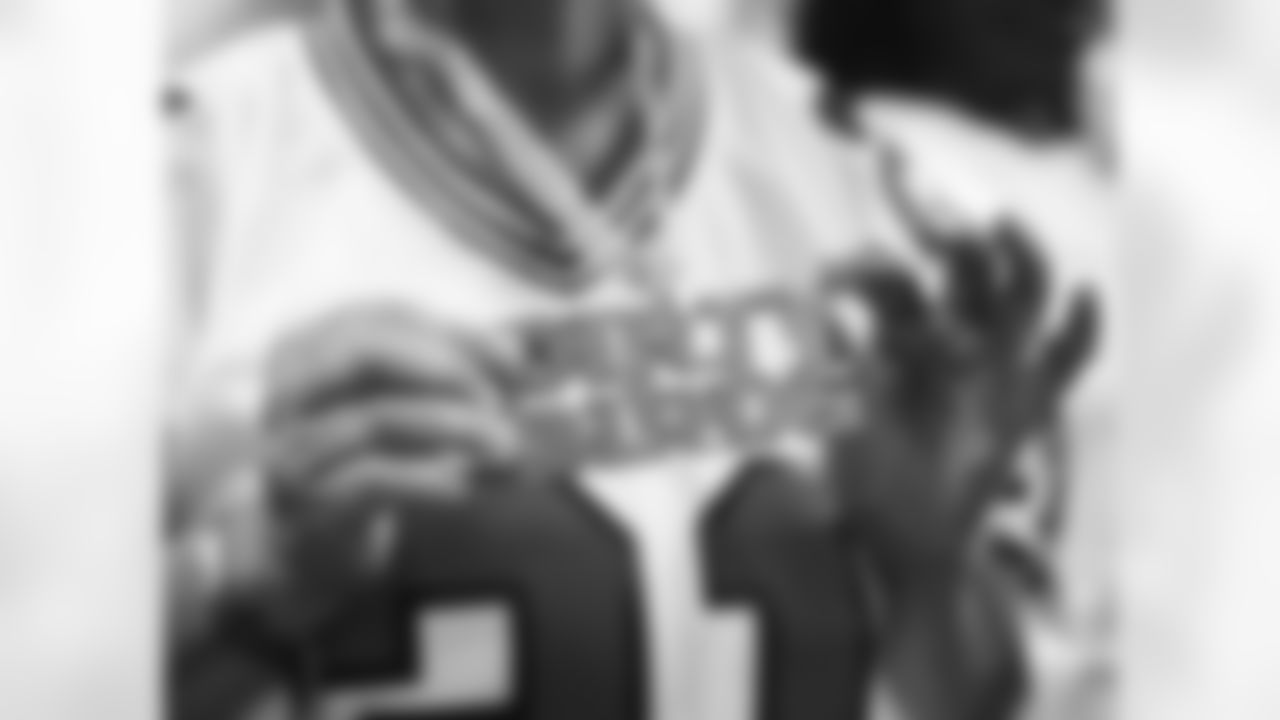 A view of a fan's chain during the Week 6 Game against the Buffalo Bills at Mercedes-Benz Stadium in Atlanta, Ga. on Monday, October 13, 2025. (Photo by Brandon Magnus/Atlanta Falcons)