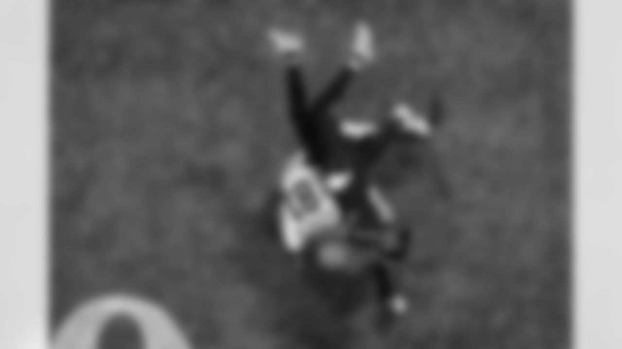 Atlanta Falcons outside linebacker Divine Deablo #0 during the Week 18 Game against the New Orleans Saints at Mercedes-Benz Stadium in Atlanta, Ga. on Sunday, January 4, 2026. (Photo by Taylor McLaughlin/Atlanta Falcons)