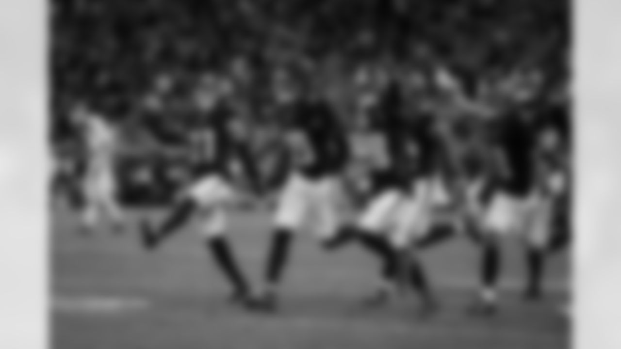 Atlanta Falcons cornerback CJ Henderson #39 celebrates with teammates after an interception during the fourth quarter of the Week 16 Game against the Arizona Cardinals at State Farm Stadium in Glendale, Arizona on Sunday, December 21, 2025. (Photo by Jay Bendlin/Atlanta Falcons)