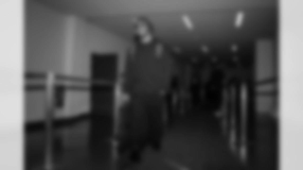 Atlanta Falcons running back Bijan Robinson #7 arrives before the Week 10 Game against the Indianapolis Colts at Olympic Stadium in Berlin, Germany on Sunday, November 9, 2025. (Photo by Brandon Magnus/Atlanta Falcons)