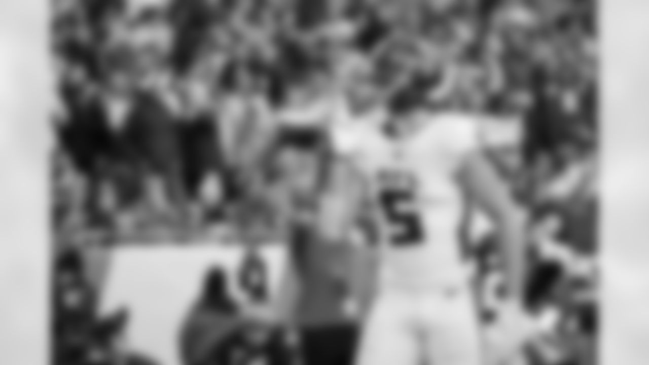 Atlanta Falcons wide receiver Drake London #5 after scoring a touchdown during the Week 9 Game against the New England Patriots at Gillette Stadium in Foxborough, Massachusetts on Sunday, November 2, 2025. (Photo by Jay Bendlin/Atlanta Falcons)