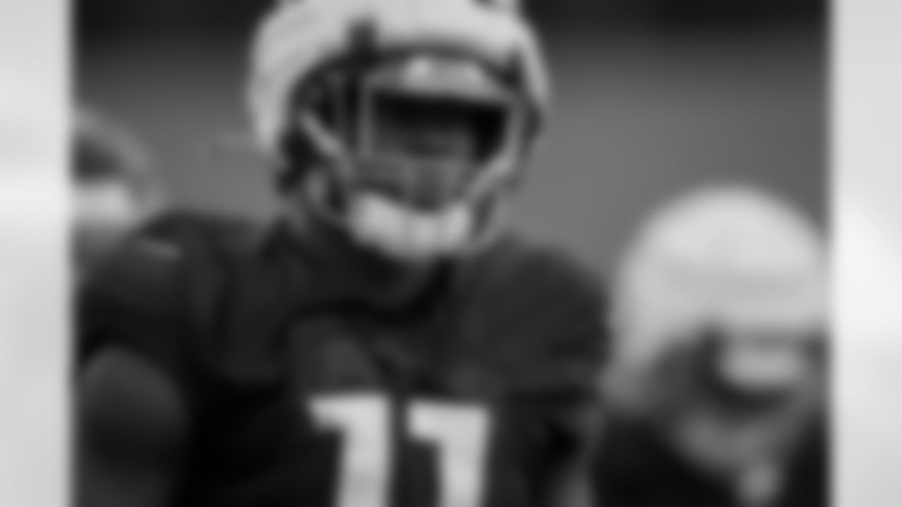 Atlanta Falcons edge rusher Jalon Walker #11 during practice at Atlanta Falcons Training Facility in Flowery Branch, Georgia, on Thursday, October 30, 2025. (Photo by Taylor McLaughlin/Atlanta Falcons)