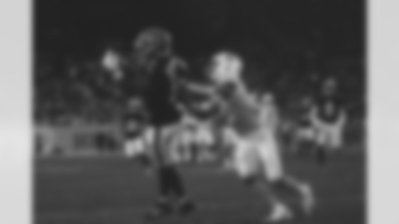 Atlanta Falcons running back Bijan Robinson #7 during the Week 15 Game against the Tampa Bay Buccaneers at Raymond James Stadium in Tampa, Florida on Thursday, December 11, 2025. (Photo by Brandon Magnus/Atlanta Falcons)