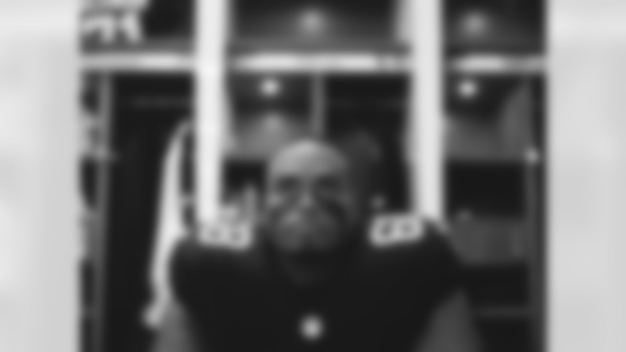 Atlanta Falcons offensive lineman Kyle Hinton #68 sits in the locker room during the Week 6 Game against the Buffalo Bills at Mercedes-Benz Stadium in Atlanta, Ga. on Monday, October 13, 2025. (Photo by Brandon Magnus/Atlanta Falcons)