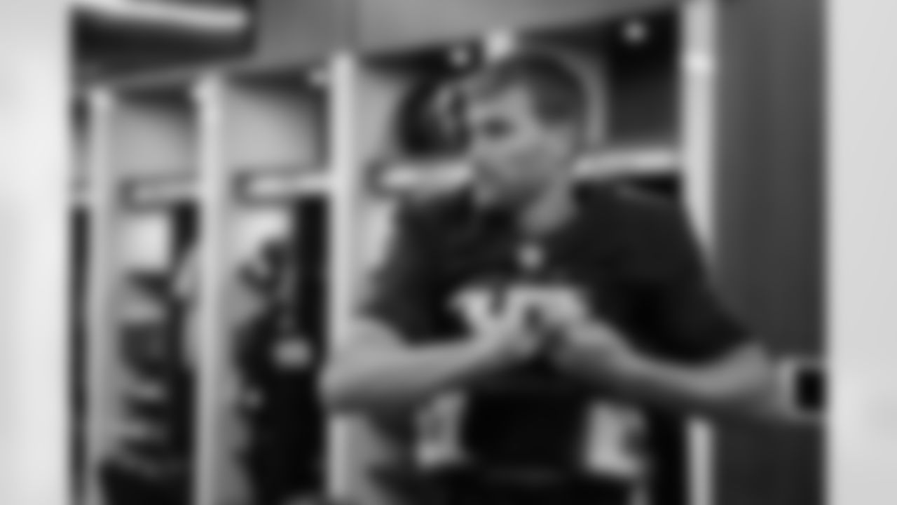 Atlanta Falcons quarterback Kirk Cousins #18 prepares in the locker room before the Week 8 Game against the Miami Dolphins at Mercedes-Benz Stadium in Atlanta, Georgia on Sunday, October 26, 2025. (Photo by Jay Bendlin/Atlanta Falcons)