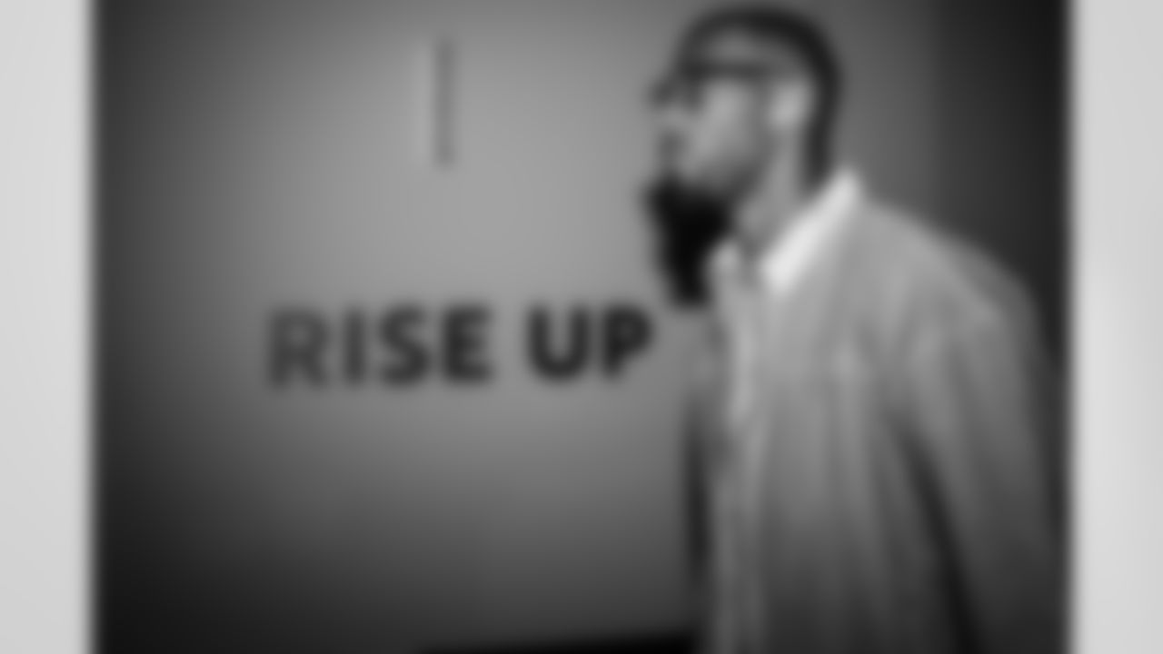 Atlanta Falcons tight end Kyle Pitts Sr. #8 arrives before the Week 10 Game against the Indianapolis Colts at Olympic Stadium in Berlin, Germany on Sunday, November 9, 2025. (Photo by Brandon Magnus/Atlanta Falcons)