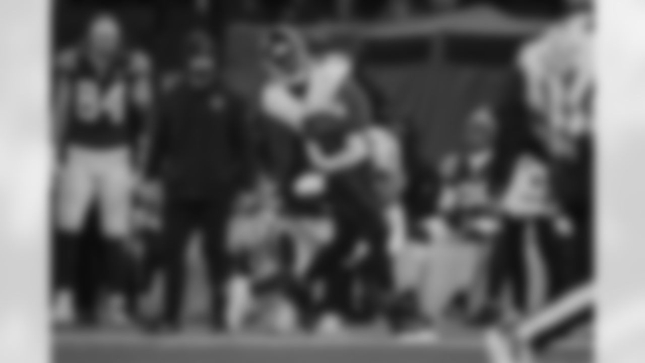 Atlanta Falcons tight end Kyle Pitts Sr. #8 runs for a first down during the third quarter of the Week 10 Game against the Indianapolis Colts at Olympic Stadium in Berlin, Germany on Sunday, November 9, 2025. (Photo by Taylor McLaughlin/Atlanta Falcons)