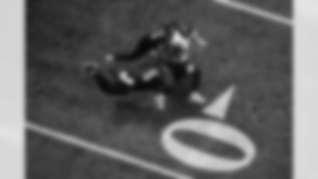 Atlanta Falcons safety Jessie Bates III #3 and Atlanta Falcons outside linebacker Divine Deablo #0 during the Week 4 Game against the Washington Commanders at Mercedes-Benz Stadium in Atlanta, Georgia on Sunday, September 28, 2025. (Photo by Jay Bendlin/Atlanta Falcons)