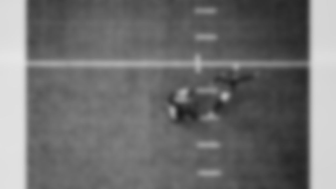 Atlanta Falcons kicker Zane Gonzalez #45 kicks an extra point during the Week 11 Game against the Carolina Panthers at Mercedes-Benz Stadium in Atlanta, Georgia on Sunday, November 16, 2025. (Photo by Brandon Magnus/Atlanta Falcons)