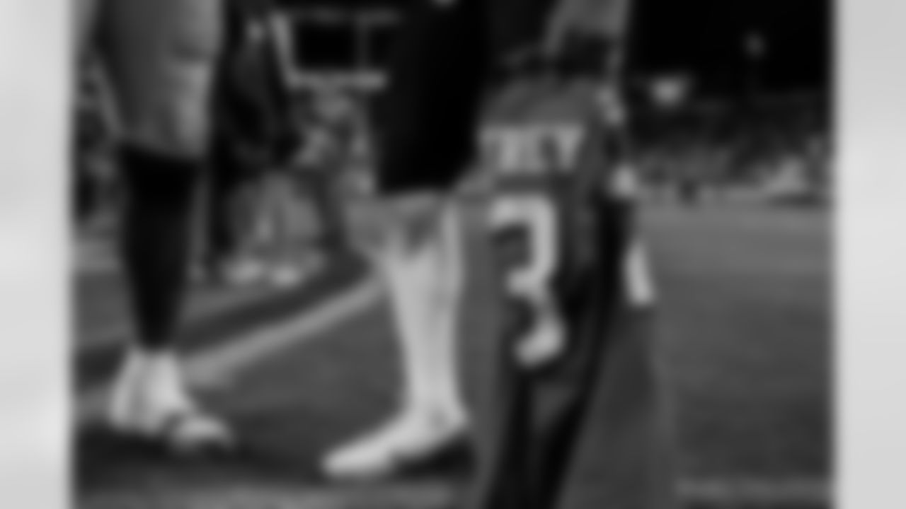 Atlanta Falcons running back Bijan Robinson #7 after the Week 7 Game against the San Francisco 49ers at Levi's Stadium in Santa Clara, California on Sunday, October 19, 2025. (Photo by Taylor McLaughlin/Atlanta Falcons)