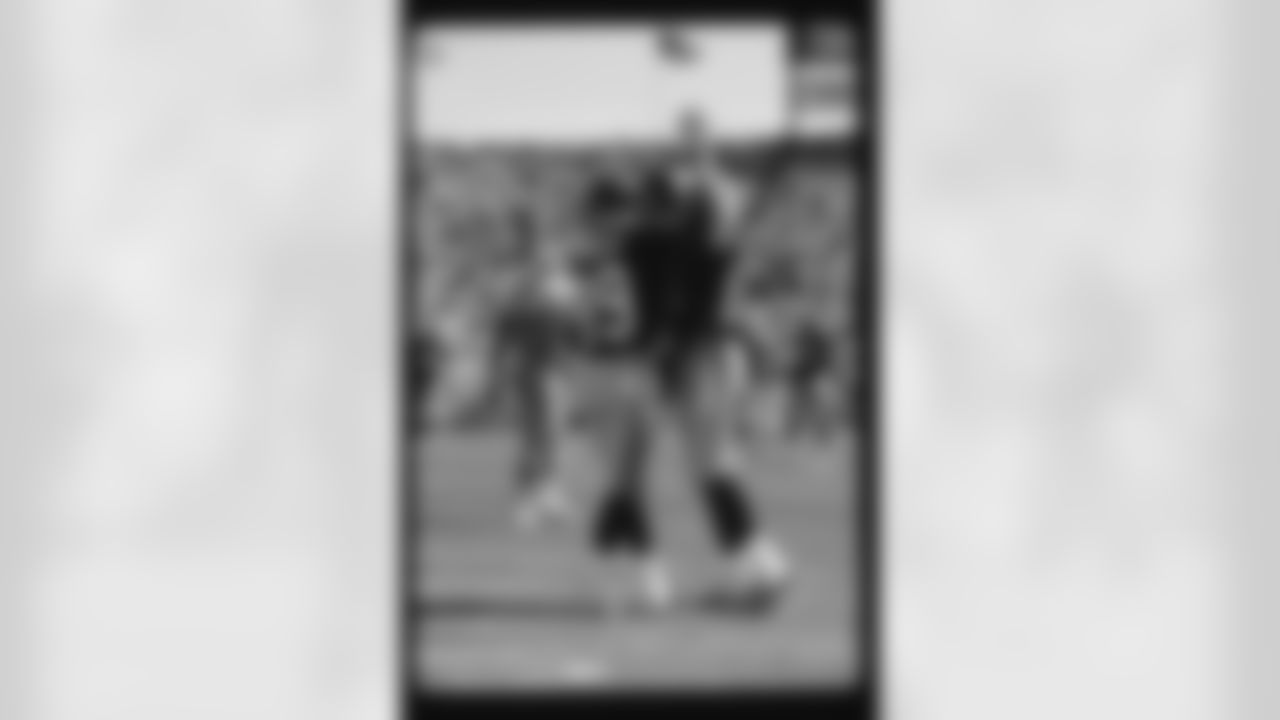 Atlanta Falcons wide receiver Bert Emanuel #87 during the game in Tampa Bay against the Tampa Bay Buccaneers on October 22, 1995. (Photo by Jimmy Cribb)