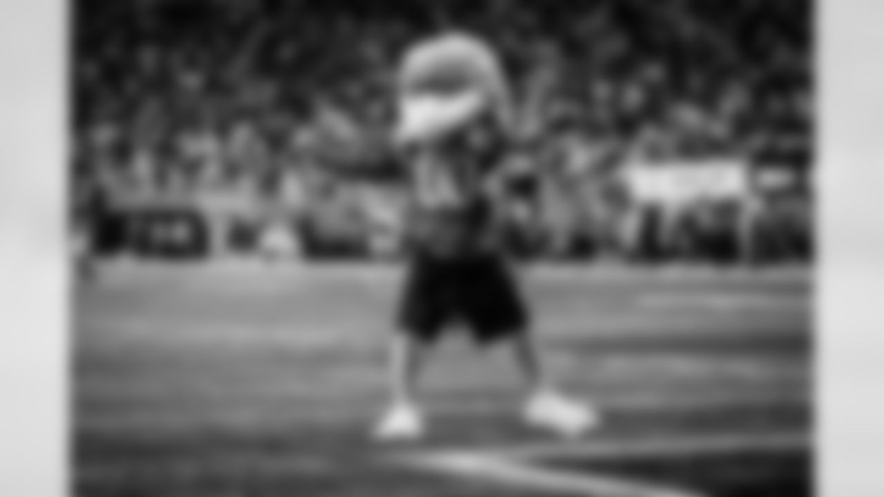 Freddie Falcon during the Week 11 Game against the Carolina Panthers at Mercedes-Benz Stadium in Atlanta, Georgia on Sunday, November 16, 2025. (Photo by Jay Bendlin/Atlanta Falcons)