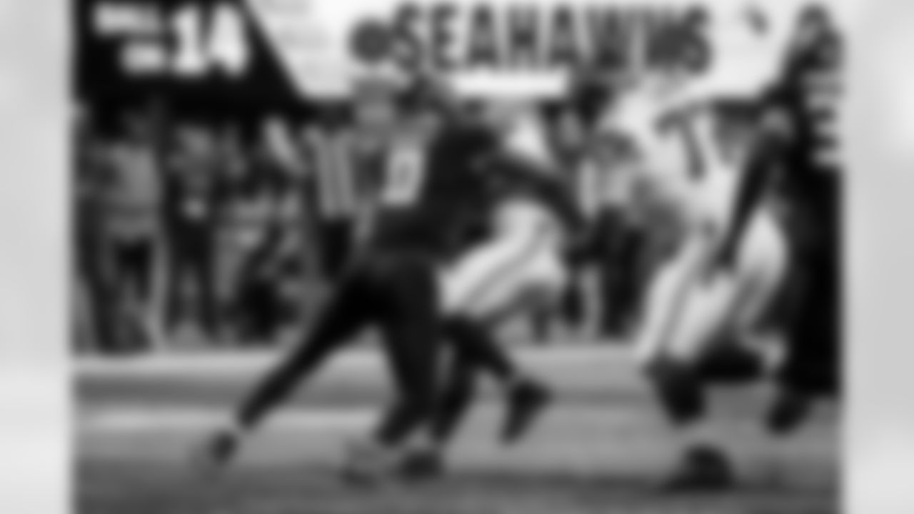 Atlanta Falcons outside linebacker Divine Deablo #0 makes a tackle during the Week 14 Game against the Seattle Seahawks at Mercedes-Benz Stadium in Atlanta, Georgia on Sunday, December 7, 2025. (Photo by Taylor McLaughlin/Atlanta Falcons)