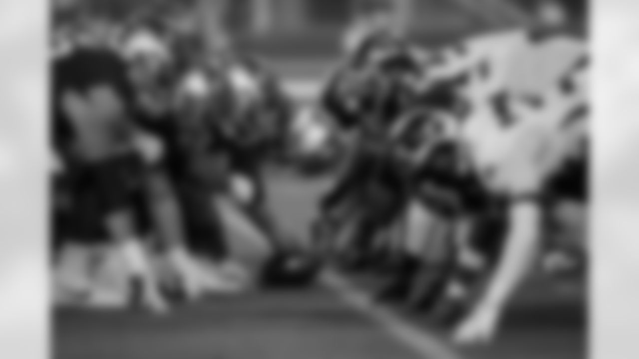 Atlanta Falcons defensive line during the Week 7 Game against the San Francisco 49ers at Levi's Stadium in Santa Clara, California on Sunday, October 19, 2025. (Photo by Jay Bendlin/Atlanta Falcons)