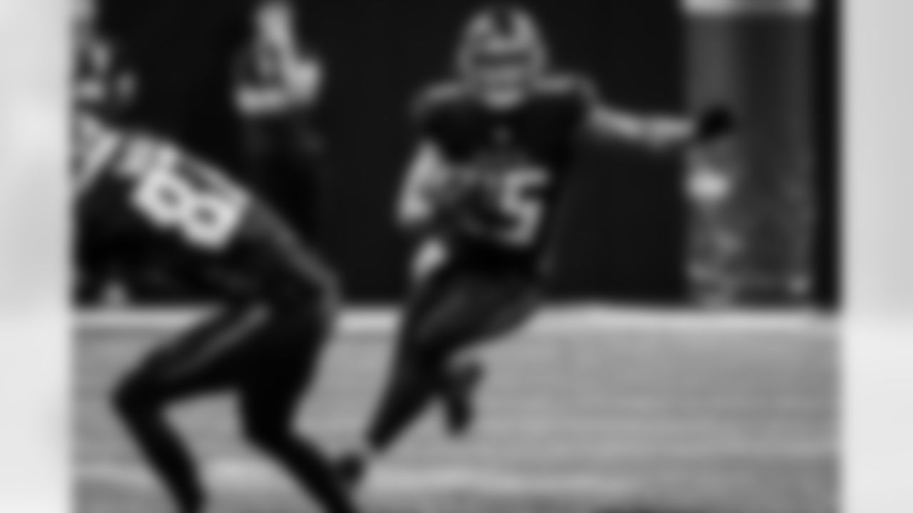 Atlanta Falcons running back Tyler Allgeier #25 runs with the ball during the second quarter of the Week 14 Game against the Seattle Seahawks at Mercedes-Benz Stadium in Atlanta, Georgia on Sunday, December 7, 2025. (Photo by Nathan Bolster/Atlanta Falcons)