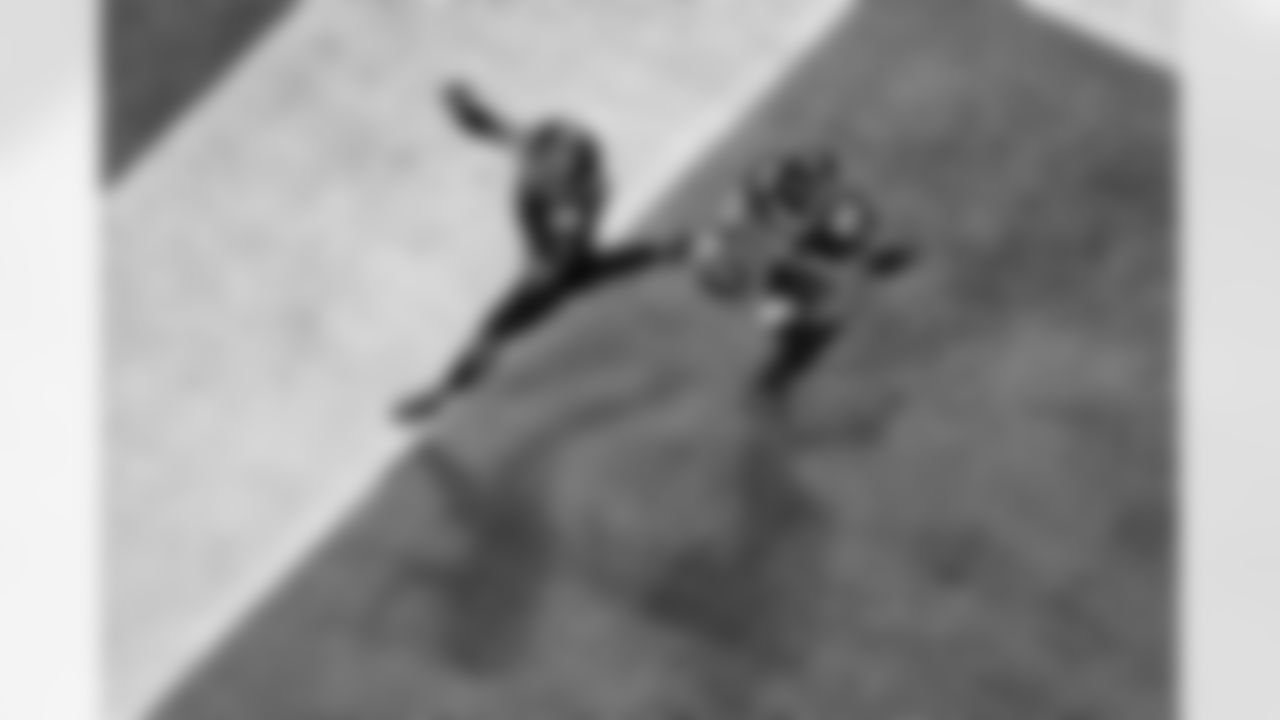 Atlanta Falcons tight end Feleipe Franks #84 and Atlanta Falcons cornerback Mike Ford Jr. #28 during the Week 18 Game against the New Orleans Saints at Mercedes-Benz Stadium in Atlanta, Ga. on Sunday, January 4, 2026. (Photo by Taylor McLaughlin/Atlanta Falcons)