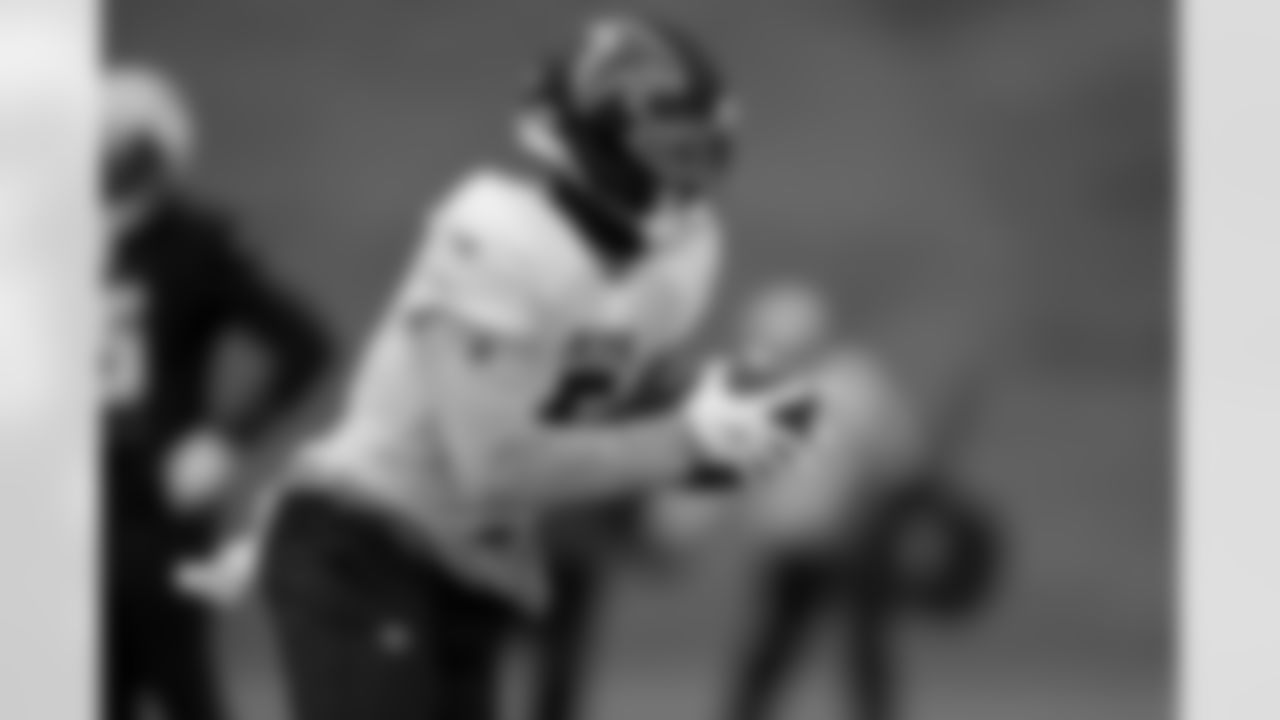 Atlanta Falcons wide receiver Drake London #5 during practice at Atlanta Falcons Training Facility in Flowery Branch, Georgia, on Thursday, October 30, 2025. (Photo by Taylor McLaughlin/Atlanta Falcons)