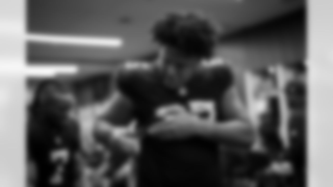 Atlanta Falcons offensive lineman Matthew Bergeron #65 prepares in the locker room before the Week 17 Game against the Los Angeles Rams at Mercedes-Benz Stadium in Atlanta, Georgia on Monday, December 29, 2025. (Photo by Jay Bendlin/Atlanta Falcons)