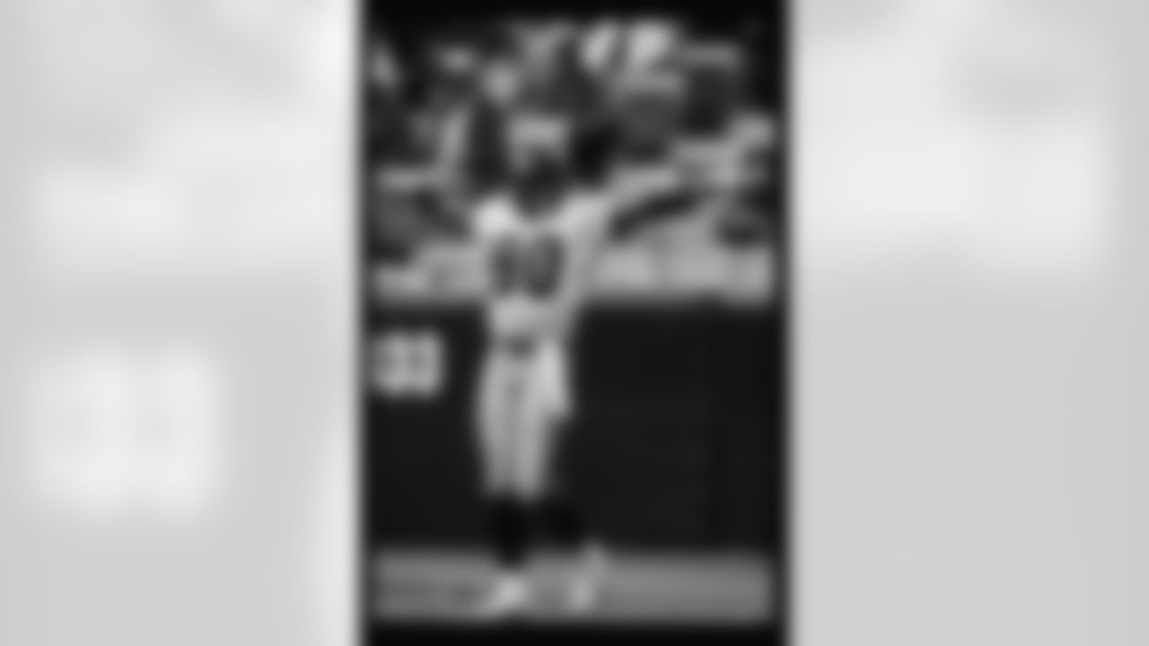 Atlanta Falcons wide receiver Andre Rison #80 during the game in Los Angeles against the Los Angeles Rams on December 27, 1992. (Photo by Jimmy Cribb)