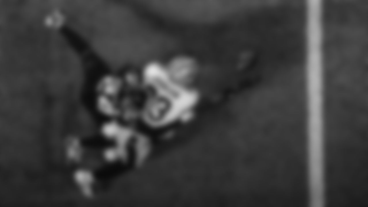 Atlanta Falcons cornerback A.J. Terrell Jr. #24 forces a fumble during the Week 18 Game against the New Orleans Saints at Mercedes-Benz Stadium in Atlanta, Georgia on Sunday, January 4, 2026. (Photo by Taylor McLaughlin/Atlanta Falcons)