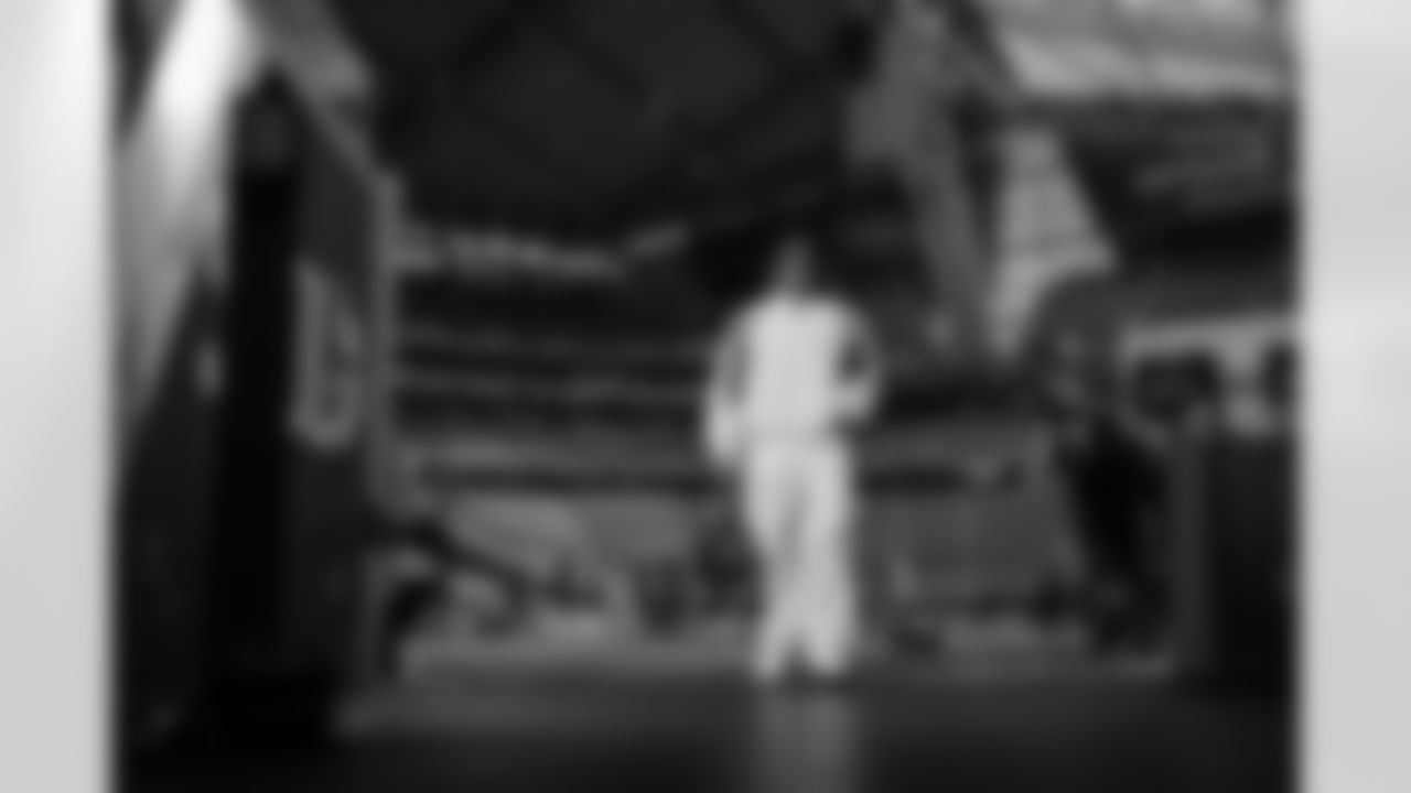 Atlanta Falcons offensive lineman Matthew Bergeron #65 arrives before the Week 2 Game against the Minnesota Vikings at U.S. Bank Stadium in Minneapolis, Minnesota on Sunday, September 14, 2025. (Photo by Jay Bendlin/Atlanta Falcons)