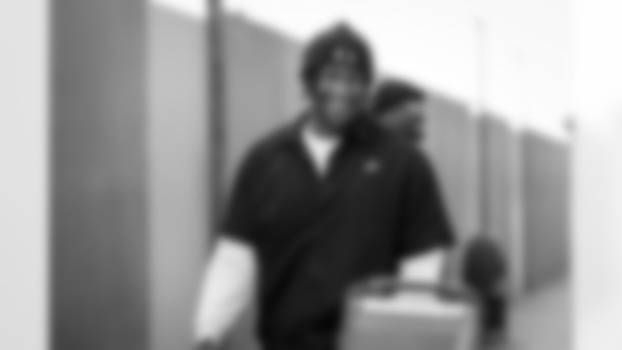 Atlanta Falcons defensive tackle Brandon Dorlus #54 arrives before the Week 18 Game against the New Orleans Saints at Mercedes-Benz Stadium in Atlanta, Georgia on Sunday, January 4, 2026. (Photo by Taylor McLaughlin/Atlanta Falcons)