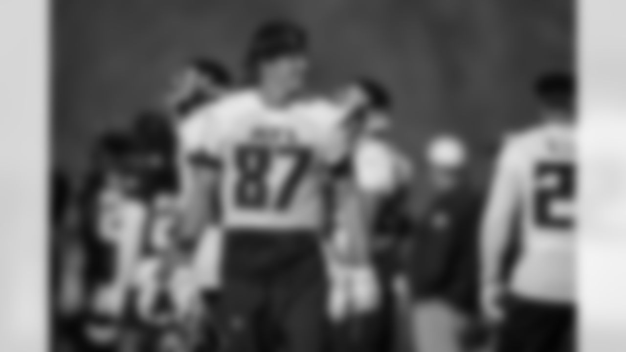 Atlanta Falcons wide receiver David Sills V #87 during practice at Atlanta Falcons Training Facility in Flowery Branch, Georgia, on Wednesday, November 26, 2025. (Photo by Taylor McLaughlin/Atlanta Falcons)