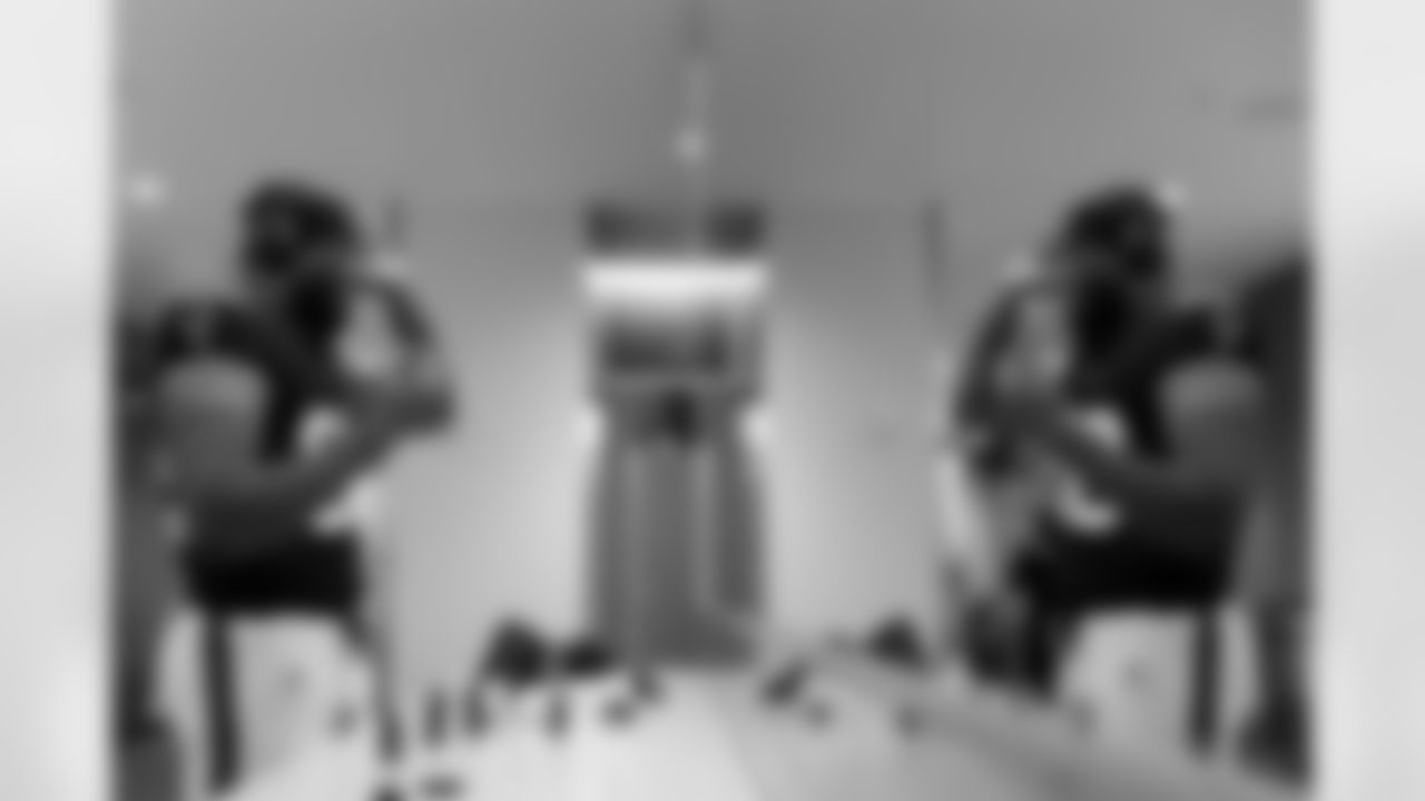 prepares in the locker room before the Week 17 Game against the Los Angeles Rams at Mercedes-Benz Stadium in Atlanta, Georgia on Monday, December 29, 2025. (Photo by Jay Bendlin/Atlanta Falcons)