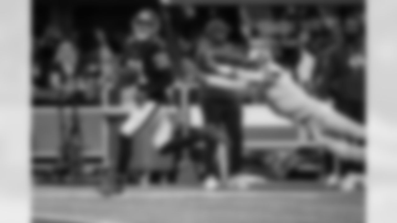 Atlanta Falcons safety Xavier Watts #31 intercepts the ball during the Week 17 Game against the Los Angeles Rams at Mercedes-Benz Stadium in Atlanta, Georgia on Monday, December 29, 2025. (Photo by Jay Bendlin/Atlanta Falcons)