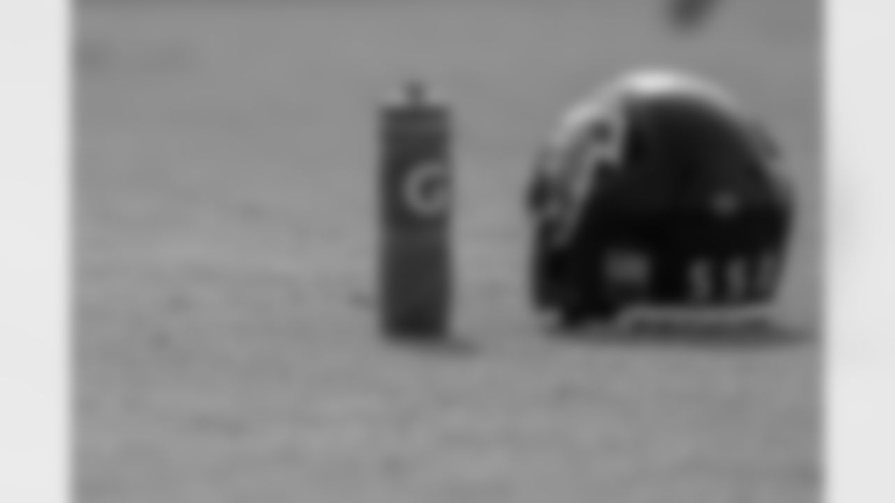 A Gatorade water bottle next to Atlanta Falcons inside linebacker Kaden Elliss #55's helmet during practice at Atlanta Falcons Training Facility in Flowery Branch, Georgia, on Wednesday, November 19, 2025. (Photo by Jay Bendlin/Atlanta Falcons)